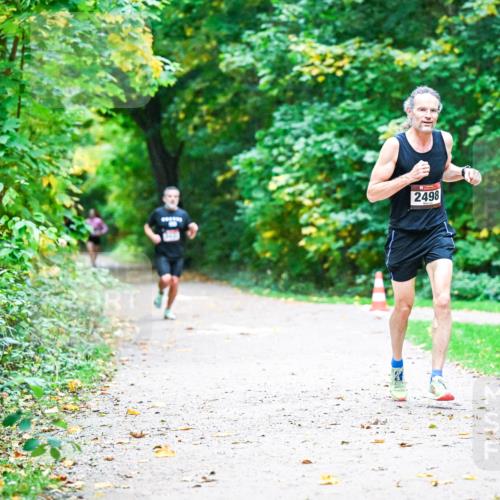 12.10.2025 - Bramfelder Halbmarathon 2025 Dr. Thomas Lammeyer http://msf.ph/oto/9345023 12.10.2025 10:13:41 Laufen 2498 meine-sportfotos.de