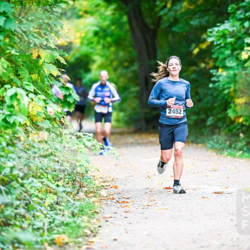 12.10.2025 - Bramfelder Halbmarathon 2025 Dr. Thomas Lammeyer http://msf.ph/oto/9345100 12.10.2025 10:14:17 Laufen 2452 meine-sportfotos.de