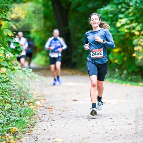 12.10.2025 - Bramfelder Halbmarathon 2025 Dr. Thomas Lammeyer http://msf.ph/oto/9345111 12.10.2025 10:14:19 Laufen 2452 meine-sportfotos.de