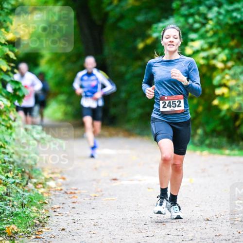 12.10.2025 - Bramfelder Halbmarathon 2025 Dr. Thomas Lammeyer http://msf.ph/oto/9345115 12.10.2025 10:14:19 Laufen 2452 meine-sportfotos.de