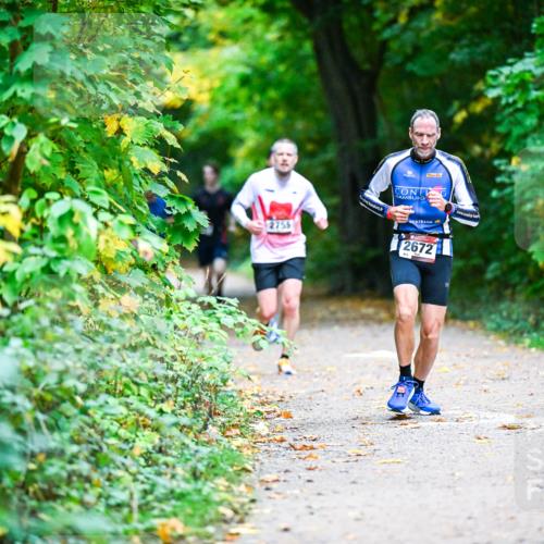 12.10.2025 - Bramfelder Halbmarathon 2025 Dr. Thomas Lammeyer http://msf.ph/oto/9345126 12.10.2025 10:14:22 Laufen 2755, 2672 meine-sportfotos.de