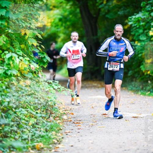 12.10.2025 - Bramfelder Halbmarathon 2025 Dr. Thomas Lammeyer http://msf.ph/oto/9345130 12.10.2025 10:14:23 Laufen 2755, 2672 meine-sportfotos.de
