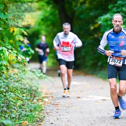 12.10.2025 - Bramfelder Halbmarathon 2025 Dr. Thomas Lammeyer http://msf.ph/oto/9345144 12.10.2025 10:14:24 Laufen 2672, 86 meine-sportfotos.de