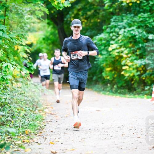 12.10.2025 - Bramfelder Halbmarathon 2025 Dr. Thomas Lammeyer http://msf.ph/oto/9345208 12.10.2025 10:14:40 Laufen 291, 31 meine-sportfotos.de