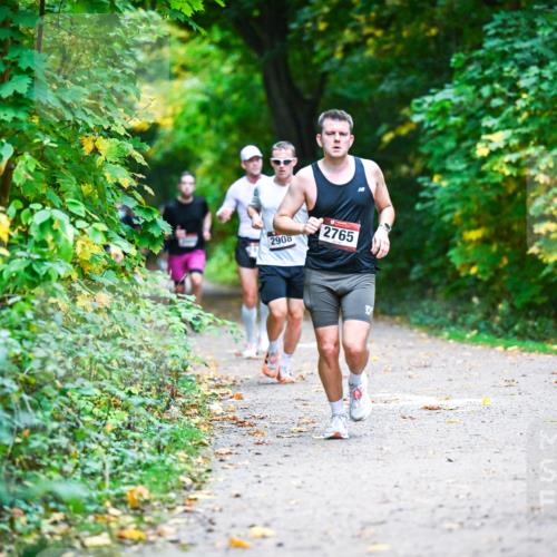 12.10.2025 - Bramfelder Halbmarathon 2025 Dr. Thomas Lammeyer http://msf.ph/oto/9345222 12.10.2025 10:14:43 Laufen 2908, 2765 meine-sportfotos.de
