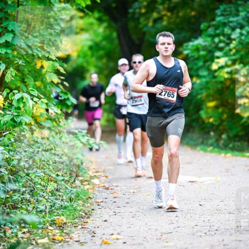 12.10.2025 - Bramfelder Halbmarathon 2025 Dr. Thomas Lammeyer http://msf.ph/oto/9345228 12.10.2025 10:14:44 Laufen 2765 meine-sportfotos.de