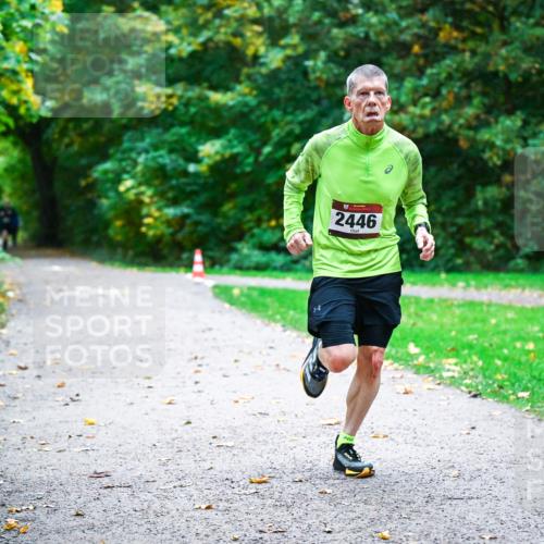 12.10.2025 - Bramfelder Halbmarathon 2025 Dr. Thomas Lammeyer http://msf.ph/oto/9345394 12.10.2025 10:15:23 Laufen 2446 meine-sportfotos.de