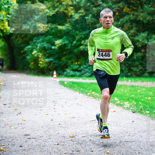 12.10.2025 - Bramfelder Halbmarathon 2025 Dr. Thomas Lammeyer http://msf.ph/oto/9345395 12.10.2025 10:15:24 Laufen 2446, 205 meine-sportfotos.de