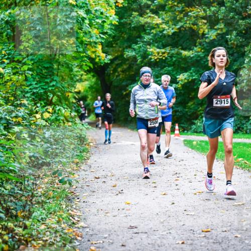 12.10.2025 - Bramfelder Halbmarathon 2025 Dr. Thomas Lammeyer http://msf.ph/oto/9345443 12.10.2025 10:15:49 Laufen 2500, 2915, 293 meine-sportfotos.de