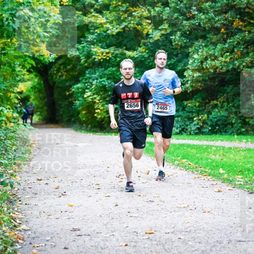 12.10.2025 - Bramfelder Halbmarathon 2025 Dr. Thomas Lammeyer http://msf.ph/oto/9345496 12.10.2025 10:15:59 Laufen 2656, 2465 meine-sportfotos.de