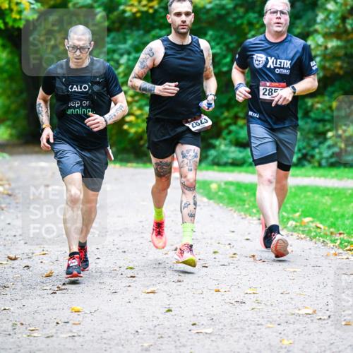 12.10.2025 - Bramfelder Halbmarathon 2025 Dr. Thomas Lammeyer http://msf.ph/oto/9345549 12.10.2025 10:16:22 Laufen 2023, 285 meine-sportfotos.de