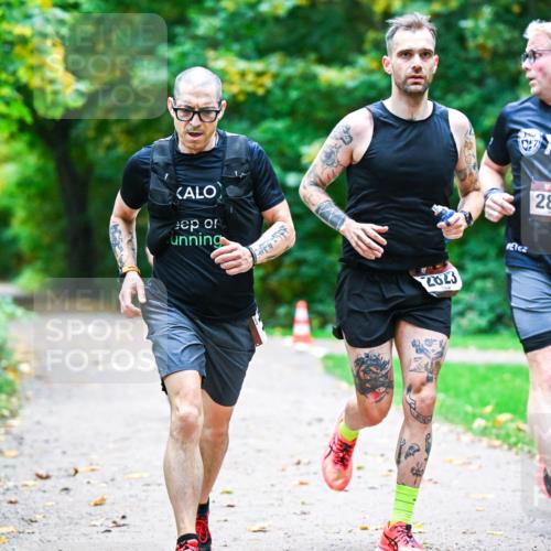 12.10.2025 - Bramfelder Halbmarathon 2025 Dr. Thomas Lammeyer http://msf.ph/oto/9345551 12.10.2025 10:16:23 Laufen 2858, 2823 meine-sportfotos.de