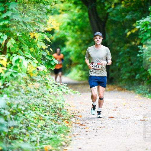 12.10.2025 - Bramfelder Halbmarathon 2025 Dr. Thomas Lammeyer http://msf.ph/oto/9345593 12.10.2025 10:16:40 Laufen 2942 meine-sportfotos.de