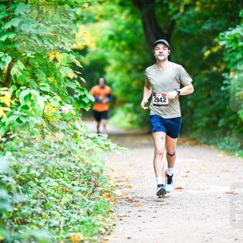 12.10.2025 - Bramfelder Halbmarathon 2025 Dr. Thomas Lammeyer http://msf.ph/oto/9345599 12.10.2025 10:16:41 Laufen 862, 2942 meine-sportfotos.de