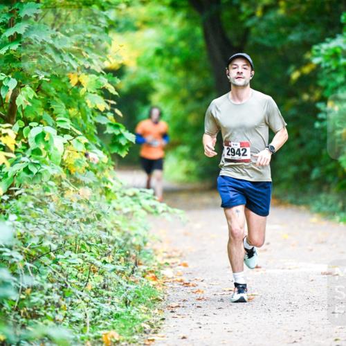 12.10.2025 - Bramfelder Halbmarathon 2025 Dr. Thomas Lammeyer http://msf.ph/oto/9345604 12.10.2025 10:16:42 Laufen 862, 2942 meine-sportfotos.de