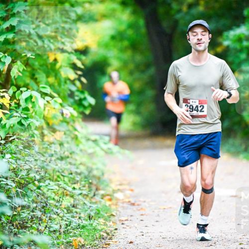12.10.2025 - Bramfelder Halbmarathon 2025 Dr. Thomas Lammeyer http://msf.ph/oto/9345612 12.10.2025 10:16:43 Laufen 62, 2942 meine-sportfotos.de