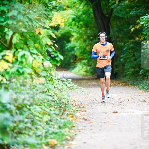 12.10.2025 - Bramfelder Halbmarathon 2025 Dr. Thomas Lammeyer http://msf.ph/oto/9345614 12.10.2025 10:16:47 Laufen 684 meine-sportfotos.de