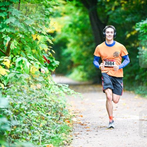 12.10.2025 - Bramfelder Halbmarathon 2025 Dr. Thomas Lammeyer http://msf.ph/oto/9345636 12.10.2025 10:16:50 Laufen 2684 meine-sportfotos.de