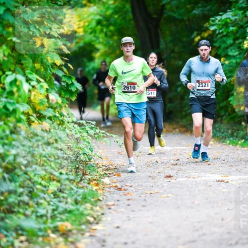 12.10.2025 - Bramfelder Halbmarathon 2025 Dr. Thomas Lammeyer http://msf.ph/oto/9345711 12.10.2025 10:17:13 Laufen 2610, 2511, 2521 meine-sportfotos.de