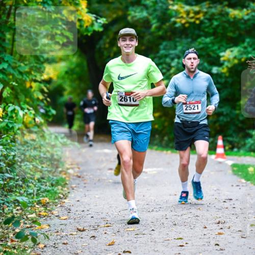 12.10.2025 - Bramfelder Halbmarathon 2025 Dr. Thomas Lammeyer http://msf.ph/oto/9345732 12.10.2025 10:17:17 Laufen 2610, 2521 meine-sportfotos.de