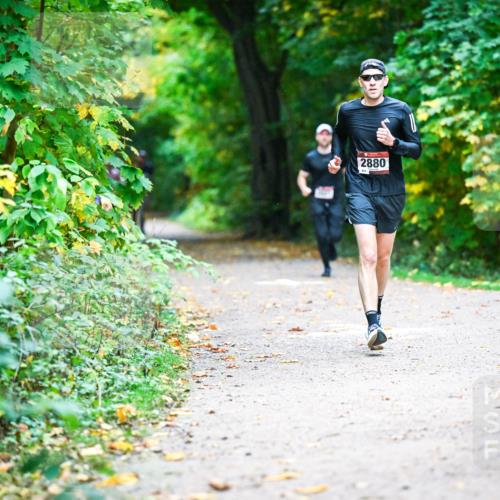 12.10.2025 - Bramfelder Halbmarathon 2025 Dr. Thomas Lammeyer http://msf.ph/oto/9345764 12.10.2025 10:17:23 Laufen 2880 meine-sportfotos.de