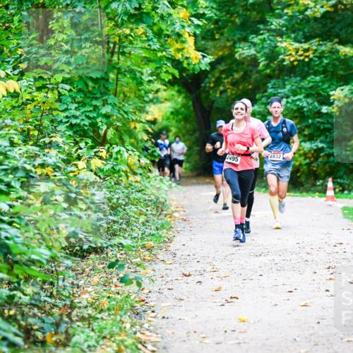 12.10.2025 - Bramfelder Halbmarathon 2025 Dr. Thomas Lammeyer http://msf.ph/oto/9345834 12.10.2025 10:17:42 Laufen 2495, 2832, 2481 meine-sportfotos.de