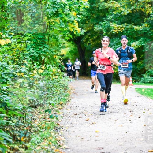 12.10.2025 - Bramfelder Halbmarathon 2025 Dr. Thomas Lammeyer http://msf.ph/oto/9345841 12.10.2025 10:17:43 Laufen 2832, 2495 meine-sportfotos.de