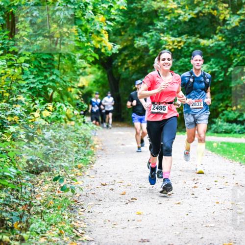 12.10.2025 - Bramfelder Halbmarathon 2025 Dr. Thomas Lammeyer http://msf.ph/oto/9345844 12.10.2025 10:17:44 Laufen 2832, 2495 meine-sportfotos.de