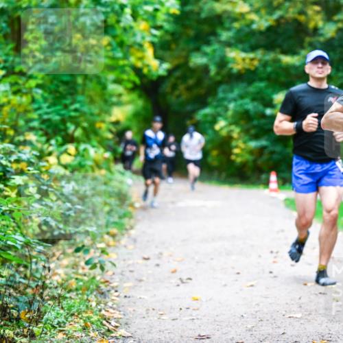 12.10.2025 - Bramfelder Halbmarathon 2025 Dr. Thomas Lammeyer http://msf.ph/oto/9345865 12.10.2025 10:17:47 Laufen  meine-sportfotos.de