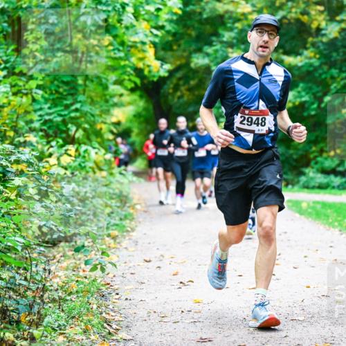 12.10.2025 - Bramfelder Halbmarathon 2025 Dr. Thomas Lammeyer http://msf.ph/oto/9345898 12.10.2025 10:17:52 Laufen 2948, 51 meine-sportfotos.de