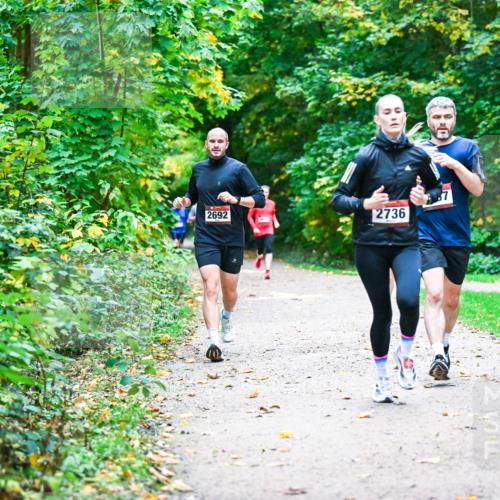 12.10.2025 - Bramfelder Halbmarathon 2025 Dr. Thomas Lammeyer http://msf.ph/oto/9345923 12.10.2025 10:17:56 Laufen 2692, 2736, 2793 meine-sportfotos.de