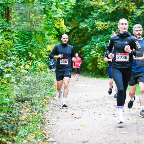 12.10.2025 - Bramfelder Halbmarathon 2025 Dr. Thomas Lammeyer http://msf.ph/oto/9345926 12.10.2025 10:17:57 Laufen 2736, 2692 meine-sportfotos.de