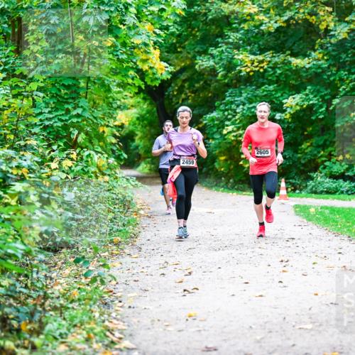12.10.2025 - Bramfelder Halbmarathon 2025 Dr. Thomas Lammeyer http://msf.ph/oto/9345949 12.10.2025 10:18:01 Laufen 2459, 2605 meine-sportfotos.de