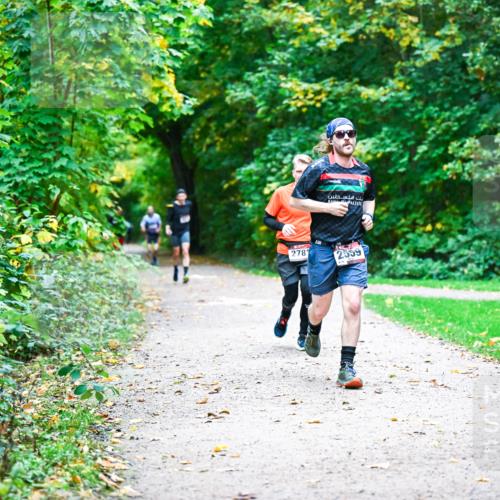 12.10.2025 - Bramfelder Halbmarathon 2025 Dr. Thomas Lammeyer http://msf.ph/oto/9346026 12.10.2025 10:18:25 Laufen 278, 2559 meine-sportfotos.de
