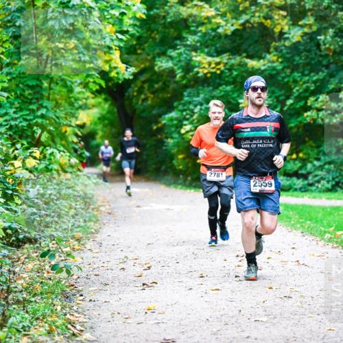 12.10.2025 - Bramfelder Halbmarathon 2025 Dr. Thomas Lammeyer http://msf.ph/oto/9346029 12.10.2025 10:18:26 Laufen 2781, 2559 meine-sportfotos.de