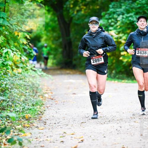 12.10.2025 - Bramfelder Halbmarathon 2025 Dr. Thomas Lammeyer http://msf.ph/oto/9346108 12.10.2025 10:18:46 Laufen 2897, 2438 meine-sportfotos.de