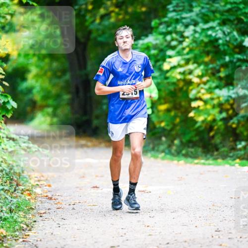 12.10.2025 - Bramfelder Halbmarathon 2025 Dr. Thomas Lammeyer http://msf.ph/oto/9346132 12.10.2025 10:18:56 Laufen  meine-sportfotos.de