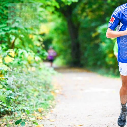 12.10.2025 - Bramfelder Halbmarathon 2025 Dr. Thomas Lammeyer http://msf.ph/oto/9346152 12.10.2025 10:18:59 Laufen 2515 meine-sportfotos.de