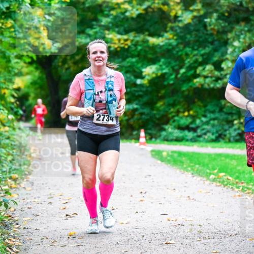 12.10.2025 - Bramfelder Halbmarathon 2025 Dr. Thomas Lammeyer http://msf.ph/oto/9346414 12.10.2025 10:19:59 Laufen 2734, 2604 meine-sportfotos.de