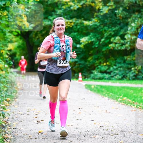 12.10.2025 - Bramfelder Halbmarathon 2025 Dr. Thomas Lammeyer http://msf.ph/oto/9346415 12.10.2025 10:19:59 Laufen 2734, 04 meine-sportfotos.de