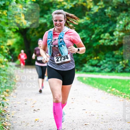 12.10.2025 - Bramfelder Halbmarathon 2025 Dr. Thomas Lammeyer http://msf.ph/oto/9346418 12.10.2025 10:20:00 Laufen 2734 meine-sportfotos.de