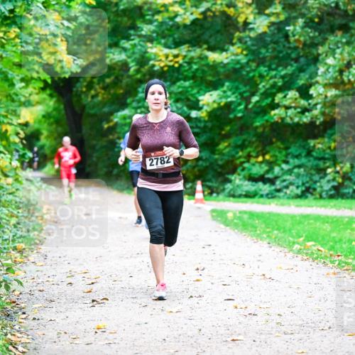 12.10.2025 - Bramfelder Halbmarathon 2025 Dr. Thomas Lammeyer http://msf.ph/oto/9346426 12.10.2025 10:20:01 Laufen 2782 meine-sportfotos.de