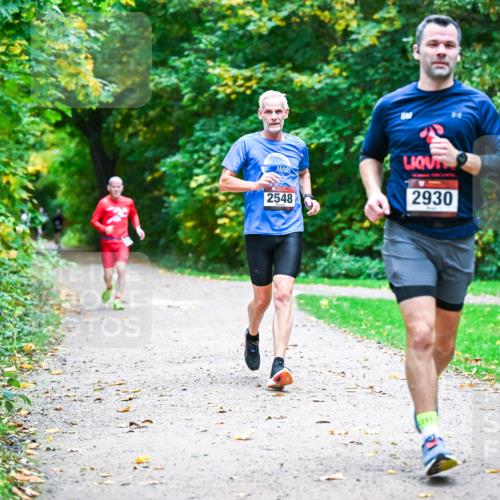 12.10.2025 - Bramfelder Halbmarathon 2025 Dr. Thomas Lammeyer http://msf.ph/oto/9346445 12.10.2025 10:20:04 Laufen 2548, 2930 meine-sportfotos.de