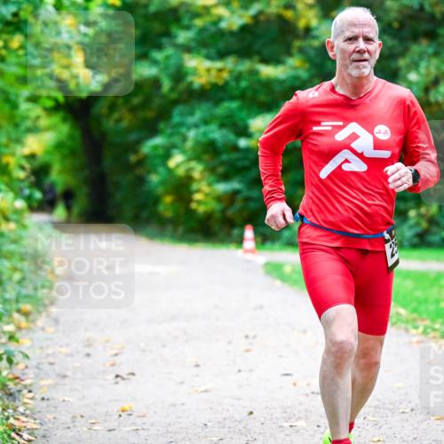 12.10.2025 - Bramfelder Halbmarathon 2025 Dr. Thomas Lammeyer http://msf.ph/oto/9346477 12.10.2025 10:20:10 Laufen  meine-sportfotos.de