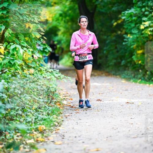 12.10.2025 - Bramfelder Halbmarathon 2025 Dr. Thomas Lammeyer http://msf.ph/oto/9346538 12.10.2025 10:20:39 Laufen 2925 meine-sportfotos.de