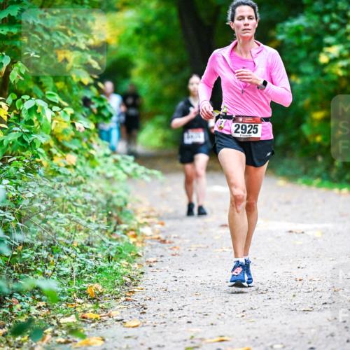 12.10.2025 - Bramfelder Halbmarathon 2025 Dr. Thomas Lammeyer http://msf.ph/oto/9346552 12.10.2025 10:20:41 Laufen 2925 meine-sportfotos.de