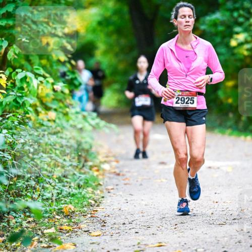 12.10.2025 - Bramfelder Halbmarathon 2025 Dr. Thomas Lammeyer http://msf.ph/oto/9346554 12.10.2025 10:20:41 Laufen 2925 meine-sportfotos.de