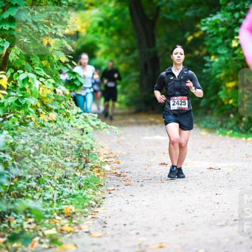 12.10.2025 - Bramfelder Halbmarathon 2025 Dr. Thomas Lammeyer http://msf.ph/oto/9346564 12.10.2025 10:20:43 Laufen 2425 meine-sportfotos.de