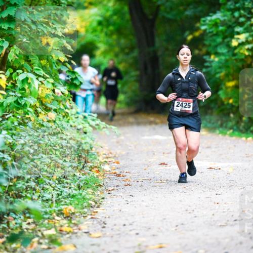 12.10.2025 - Bramfelder Halbmarathon 2025 Dr. Thomas Lammeyer http://msf.ph/oto/9346566 12.10.2025 10:20:43 Laufen 2425, 827 meine-sportfotos.de