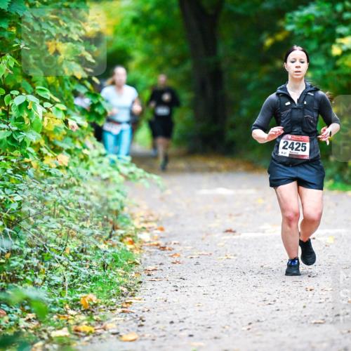 12.10.2025 - Bramfelder Halbmarathon 2025 Dr. Thomas Lammeyer http://msf.ph/oto/9346571 12.10.2025 10:20:44 Laufen 2425, 827 meine-sportfotos.de